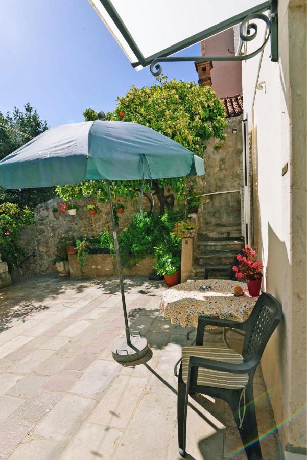 Guesthouse Manda دوبروفينك المظهر الخارجي الصورة
