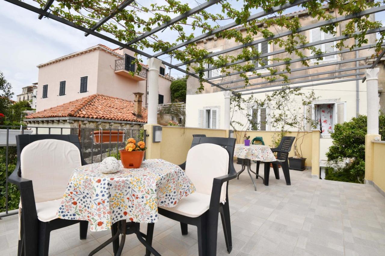Guesthouse Manda دوبروفينك المظهر الخارجي الصورة
