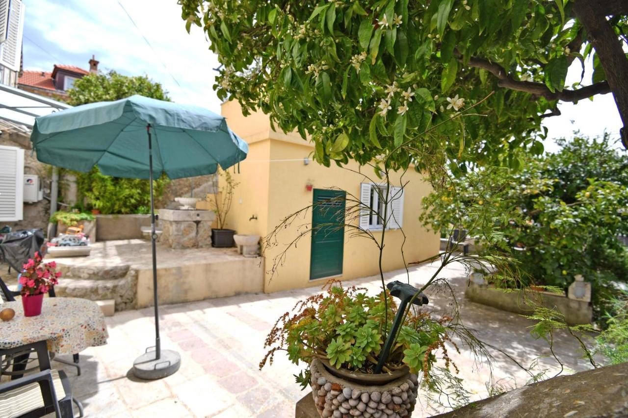 Guesthouse Manda دوبروفينك المظهر الخارجي الصورة